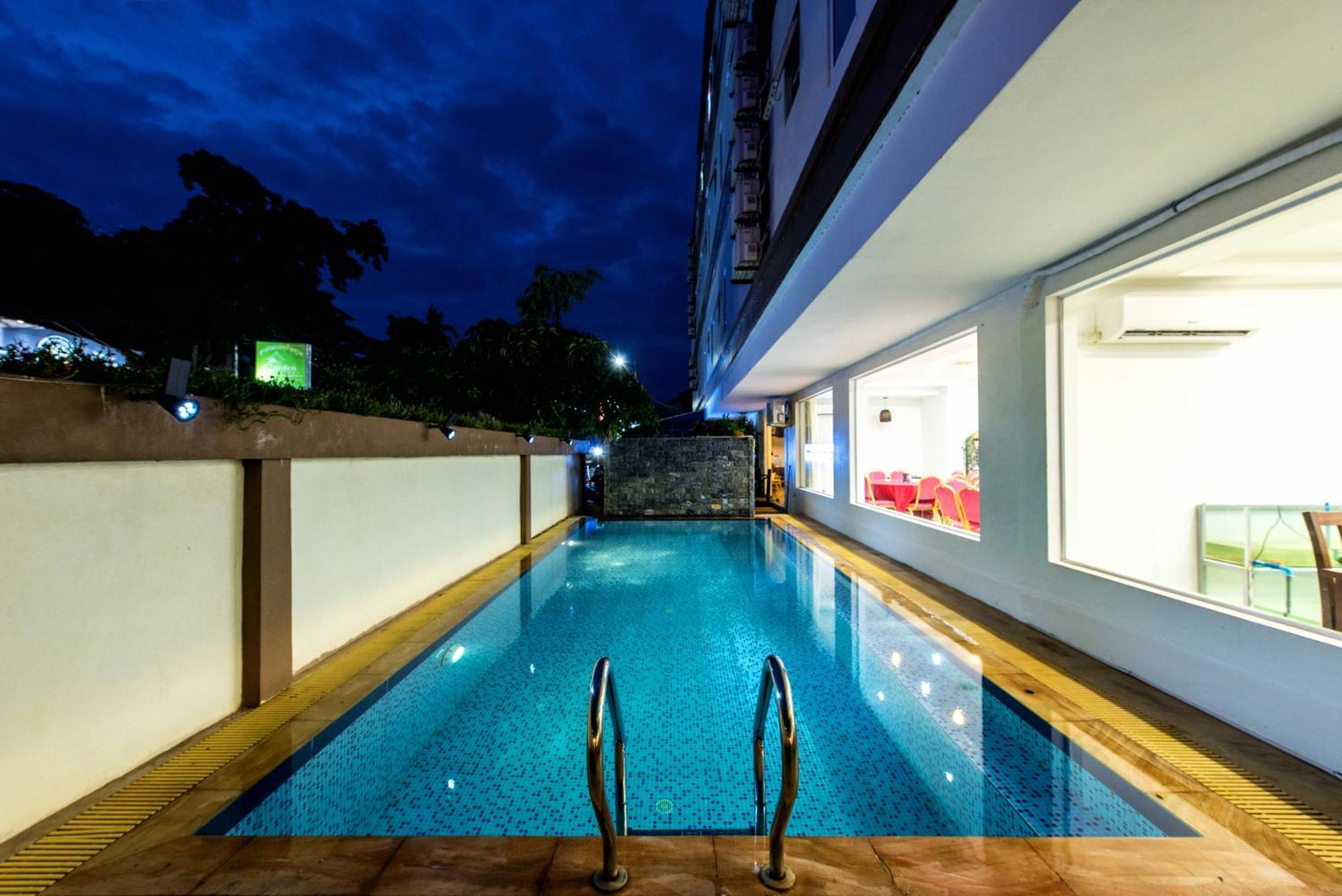 Sky Garden Hotel Sziemreap Kültér fotó